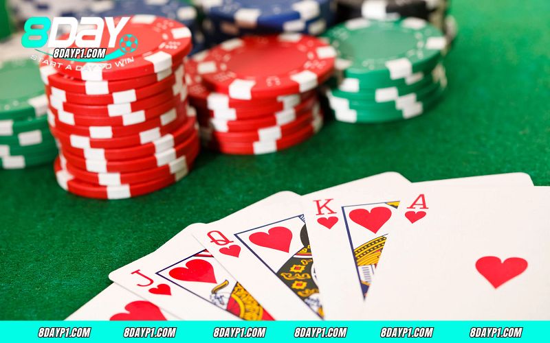 Poker 8DAY là tựa game bài hấp dẫn trên thị trường cá cược hiện nay